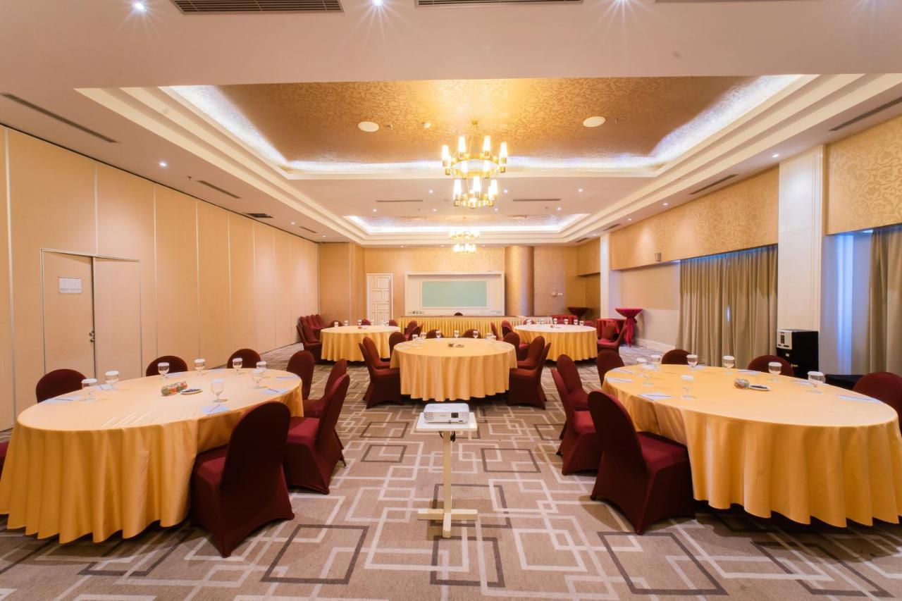 Grand Jatra Hotel Balikpapan Esterno foto